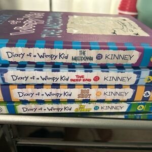 4 Diary of a Wimpy Kid books